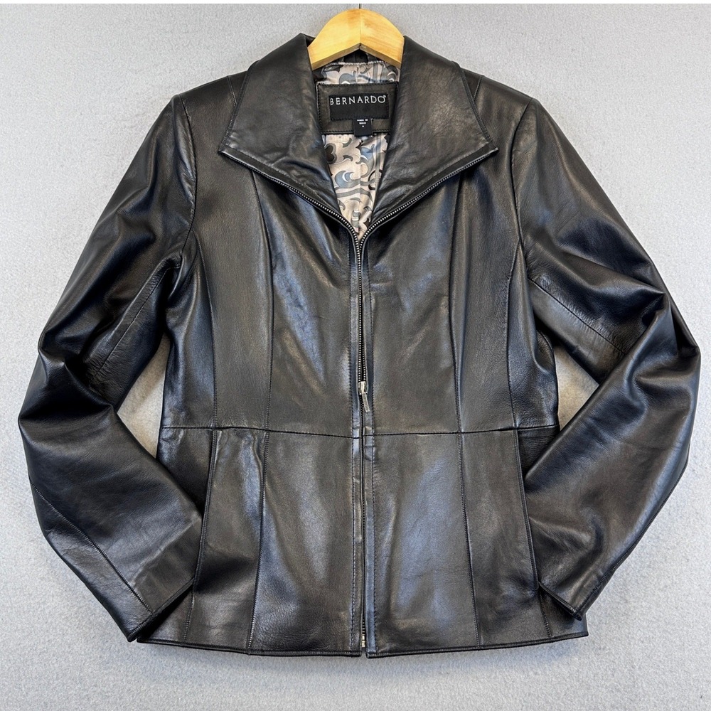 Bernardo Leather Jacket Womens Small Black Zip Front Tailored Patterned Lining